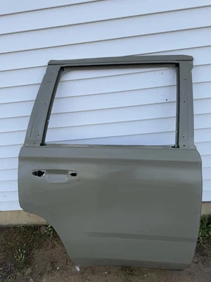 2015-2020 Chevrolet Tahoe GMC Yukon Rear Passenger RH Side Door 86532550 OEM 188 Foto 1 de 4