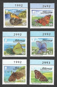 ALDERNEY BUTTERFLES SET MNH INSECTS - Picture 1 of 1