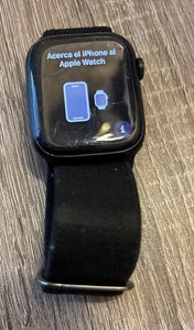 Apple Watch Series 8 45mm Aluminum Case Smartwatch - Midnight (MNUL3LL/A) GPS - Photo 1 sur 6