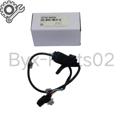 NEW OEM Front Grille Camera Around View For 17-19 Hyundai Santa Fe 95780B8600 - Imagem 1 de 4