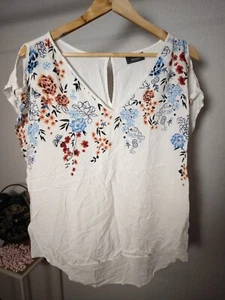 Yessica Bluse Tunika Blumen Weiß Gr.42| Sommer, Boho, Floral Print, F2 - Bild 1 von 4