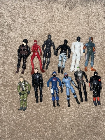 GI Joe 3.75 Figure Loose Lot 2010 2011 Snake Eyes Storm Shawdow Duke 12 Figures Cover