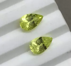 Top (Unheated) natural chrysoberyl pear cut gemstone pair beautiful 2.20 carat - Picture 1 of 5