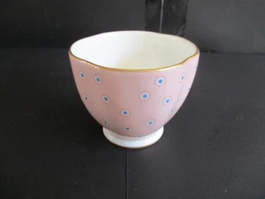 Wedgwood Harlequin Polka Dot Sugar Pink 5.5cms high - Picture 1 of 4