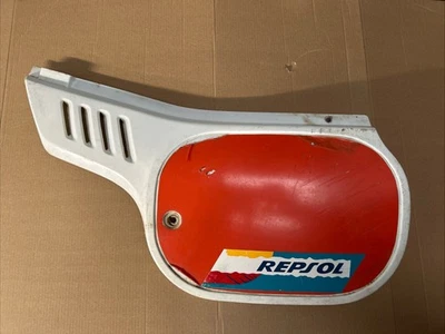 Panel Lateral Izquierdo Honda MTX125/200 - Original - Referencia Nº 83710-KE1-0100 Foto 1 de 4