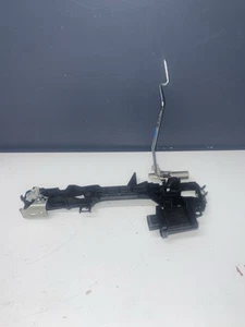 LEXUS ES350 DOOR HANDLE BASE FRONT PASSENGER SIDE 2008 - Picture 1 of 6