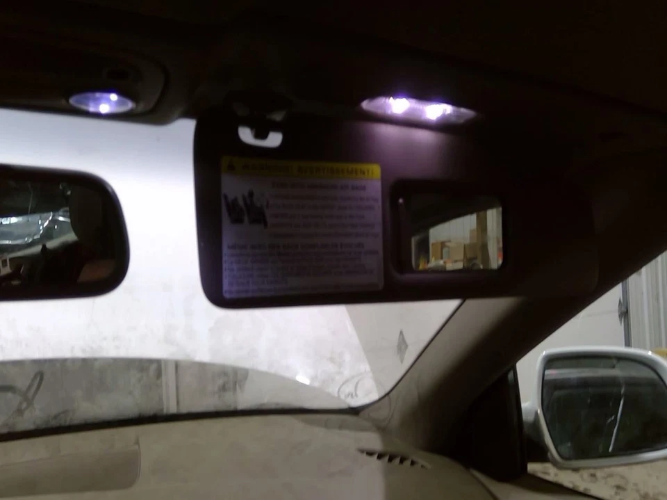 Driver Left Sun Visor Convertible With Illumination Fits 10-17 AUDI A5 888663 Foto 1 de 4