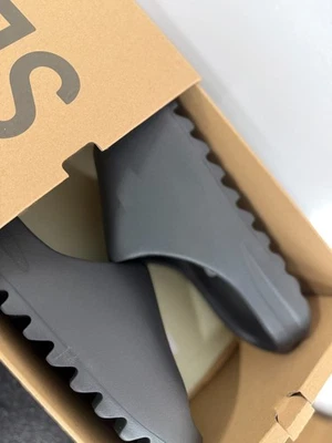 Adidas Yeezy Slide Onyx - Varias tallas - (100% auténtico con recibo) HQ6448 Foto 1 de 3