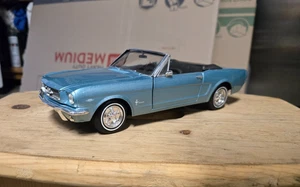 Vintage 1965 1:18 Scale Mustang Convertible Model Car Blue Excellent Shape Rare - Picture 1 of 11