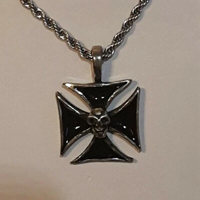 CRUZ DE HIERRO / CALAVERA Dije Colgante de Peltre / COLLAR CADENA CUERDA INOXIDABLE 24" Foto 1 de 4