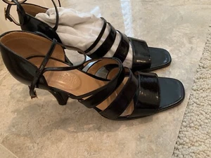 Hermès Paris Black Patent Leather 4 Strap Heels H Logo Italy Sz 9.5 EU 39.5 - Picture 1 of 9