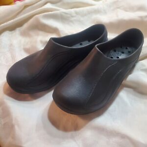 Landau Scrub Zone Nursing Slip on Clogs Black Unisex Slip Resistant Shoes S 13