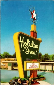 Postcard TN Holiday Inn Dyersburg Tennessee Classic Sign The World's Innkeeper - Picture 1 of 1