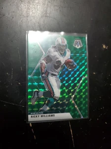 Mosaico de fútbol americano Panini 2020 Ricky Williams Prizm verde #124 Miami Dolphins - Imagen 1 de 2