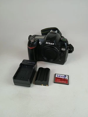 Cámara digital Nikon D D70 6,1 MP SLR - negra (solo cuerpo) con batería y tarjeta Foto 1 de 4