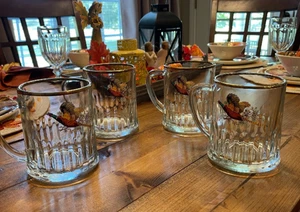 70er Jahre DEMA England Tudor Fasan Glas Becher mit 22K Goldrand - 2er Set - Bild 1 von 8