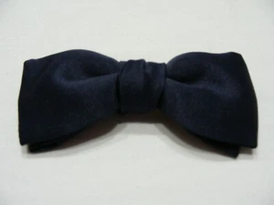 SOLID - NAVY BLUE - Boys One Size Clip-On Bow Tie! - Picture 1 of 6
