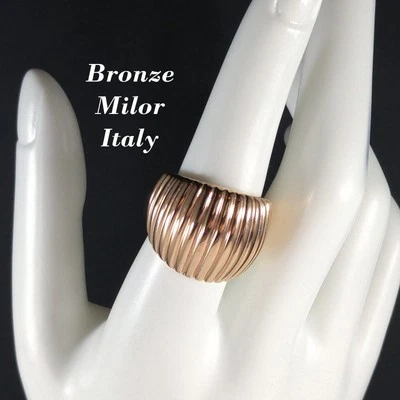 Anillo acanalado ancho Italia bronce vintage, talla 7 EE. UU. Foto 1 de 4