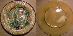 ancienne assiette à dessert en barbotine à décor de vigne et lierre début XX ème - Picture 1 of 1