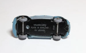 Matchbox Lesney MB 25 VW Volkswagen Beetle - RARE MIS-SPELLED BASE VOLKSWAGON - Picture 1 of 3