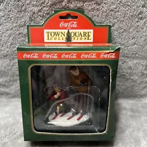 Vintage Coca-Cola Town Square Collection Skiing Adventure Item# 64334 Year 1995 - Bild 1 von 11