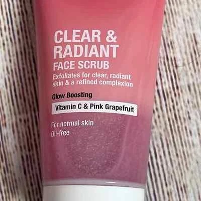 Newtrogena Clear & Radiant Face Scrub Vitamin C & Pink Grapefruit 150ml - Image 1 of 3
