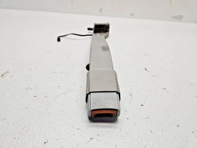 Chevy GMC C/K Suburban 1988-98 cubo delantero izquierdo cinturón de seguridad hebilla de cierre OEM 3860 Foto 1 de 4