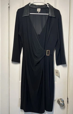 Nuevo con etiquetas Vestido Anne Klein Para Mujer 14 Negro Imitación Envolvente Cuello Cuero Vegano Hebilla Dorada Foto 1 de 4