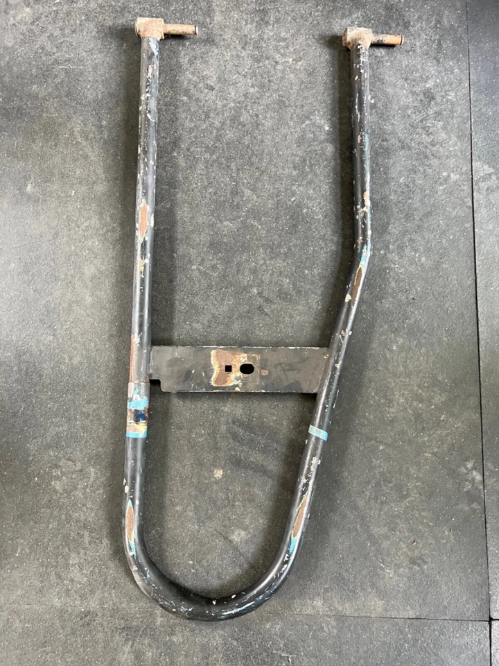 FORD BRONCO 1966-1977 TEMPRANO FÁBRICA PORTA NEUMÁTICOS BUCLE DE MONTAJE Foto 1 de 4