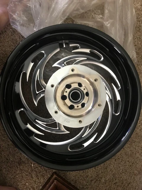 RC Components 20318550-85e-6 - Roda traseira forjada Savage Eclipse Honda - Imagem 1 de 3