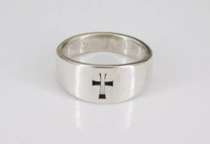 James
                                                          Avery 925
                                                          Sterling
                                                          Silver Cut Our
                                                          Cross Ring
                                                          Size 5.5