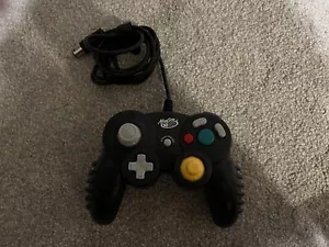 MadCatz Controller for GameCube - Picture 1 of 4