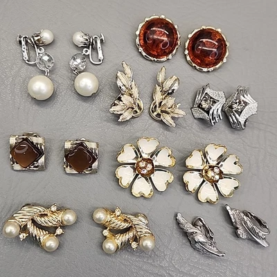 Lote de 8 Pendientes Coro Clip Vintage Flores Estrás Imitación Ámbar Foto 1 de 4