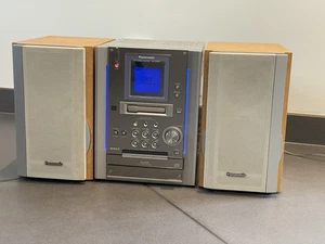 Chaîne PANASONIC SA-PM25 CD Cassette Radio Fonctionne - Picture 1 of 18