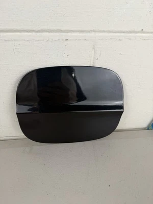 ✅ Ford Fusion 2013-2018 tapa de llenado de combustible gas tapa de puerta negra OEM Foto 1 de 4