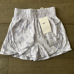 Girl’s Nike Loose Fit Training Shorts Lilac Animal Print Size XS - Picture 1 of 3