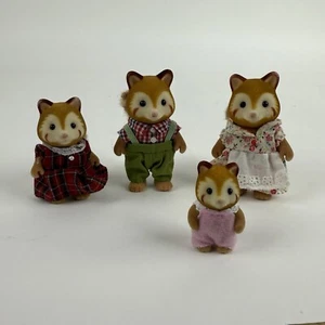 Sylvanian Families Robinson Red Panda Family Baby Calico Critters raro por estilo - Imagen 1 de 6