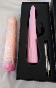 Sex toy lot: Unique silicone rechargable and realistic vibrator - Picture 1 of 11