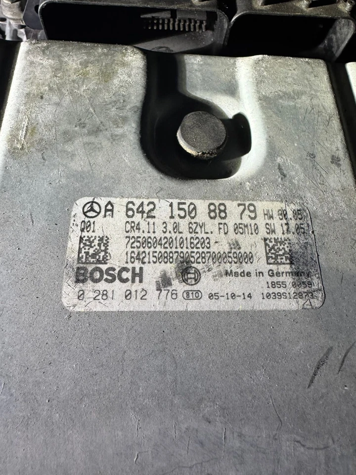 A6421508879 Bosch EDC16CP31 0281012776 Mercedes CDI Engine Control Unit - Image 1 of 1