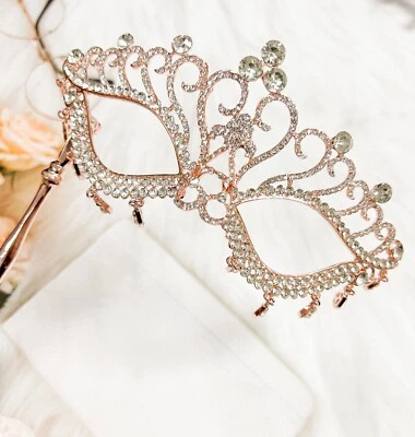 Маскарадная маска из розового золота с палочкой, маскарадная маска с кристаллами, бал для маскарада - Изображение 1 из 4