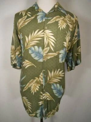 Tropical Men's XL Half Moon Bay Floral Short Sleeve Button Shirt - Image 1 of 4