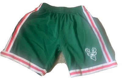 Mens Mitchell & Ness NBA Swingman Shorts Milwaukee Bucks Road 1971-72 - Image 1 of 4