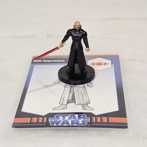 WOTC Star Wars Miniatures - Sith Apprentice #10 w/ Card Uncommon - Fast Shipping - Picture 1 of 10