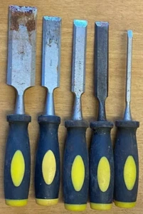 A Set of 5 x Vintage Bevel Edged Chisels Carpenters Tools in Reasonable Conditio - Picture 1 of 5