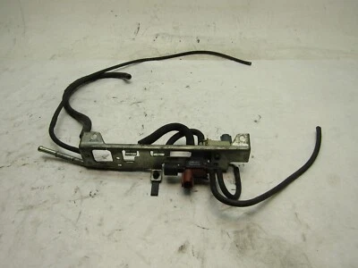 Carril de válvula solenoide de purga caja de emisión de carbón bote de vapor Sienna 1998-2000 Foto 1 de 4