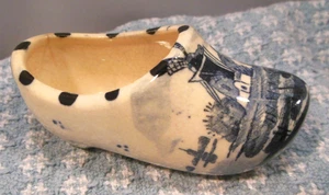 VTG. DUTCH DESIGNED PORCELAIN SHOE 4" LONG-MADE IN JAPAN - Picture 1 of 6