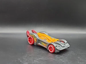 Hot Wheels Tooligan 2009 gris naranja y rojo 1:64 diecast 3 1/8" llave coche - Imagen 1 de 14