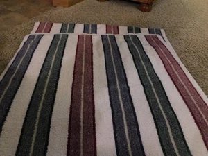 25-1078 2 Large Stripe Touch Of Class Royal Velvet Fieldcrest Cannon Bath Towels - Picture 1 of 5