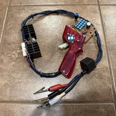 Difalco slot car controller, DD302, 1/32 scale, 15 band w/ traction control - Image 1 of 4