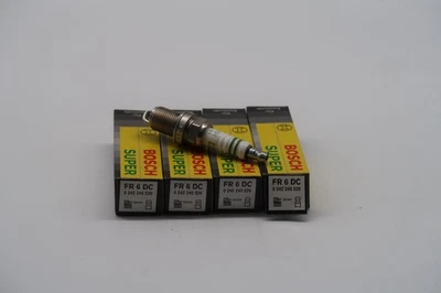 BOSCH Spark Plugs FR6DC  Set of 4 New. Fiat, Ford, Peugeot, Renault, Volvo - Image 1 of 4